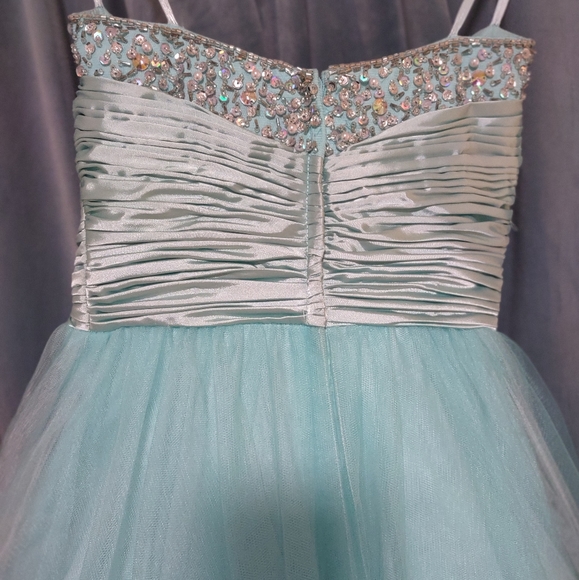 Prom dress - Picture 5 of 7